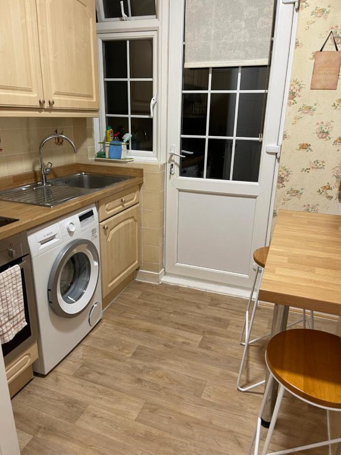 The Hyde Hendon Park Apartments In London מראה חיצוני תמונה