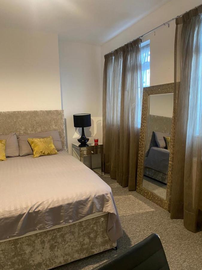 The Hyde Hendon Park Apartments In London מראה חיצוני תמונה